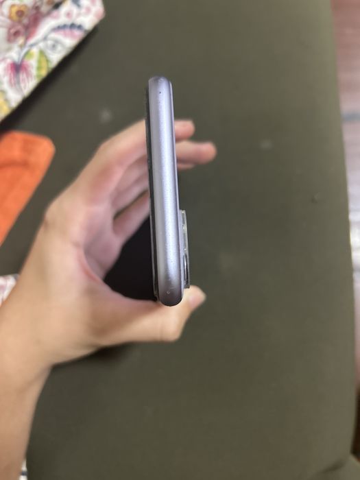 Iphone 11 64 gb ROXO