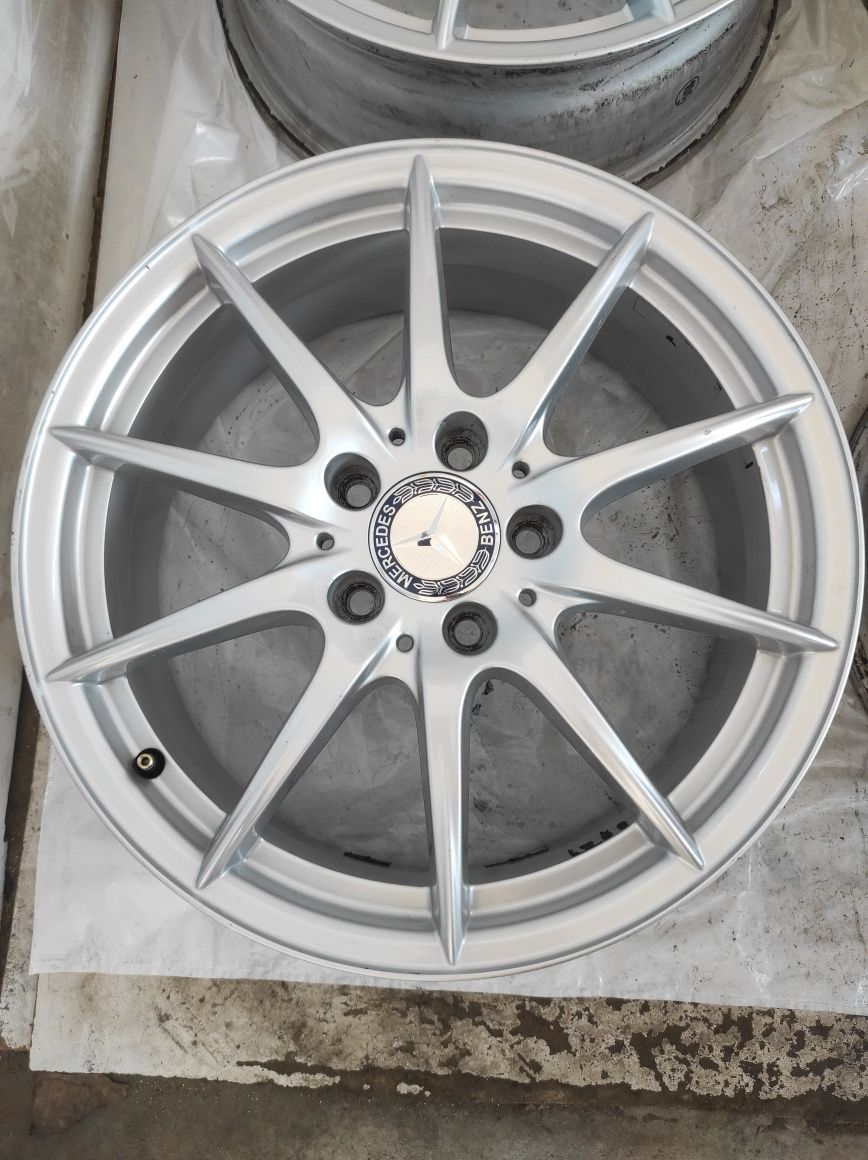 166 Felgi aluminiowe ORYGINAŁ MERCEDES R 17 5x112 otwór 66,6 B. Ładne