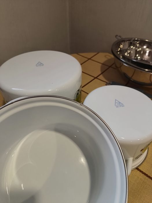 Нові. Форма для запікання Fontignac.Набір каструль. Каструля BAUER