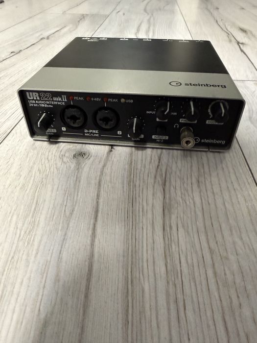 Звукова карта Steinberg UR22 MK2