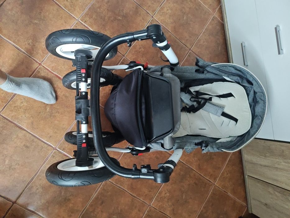 Wózek Adamex na cześći