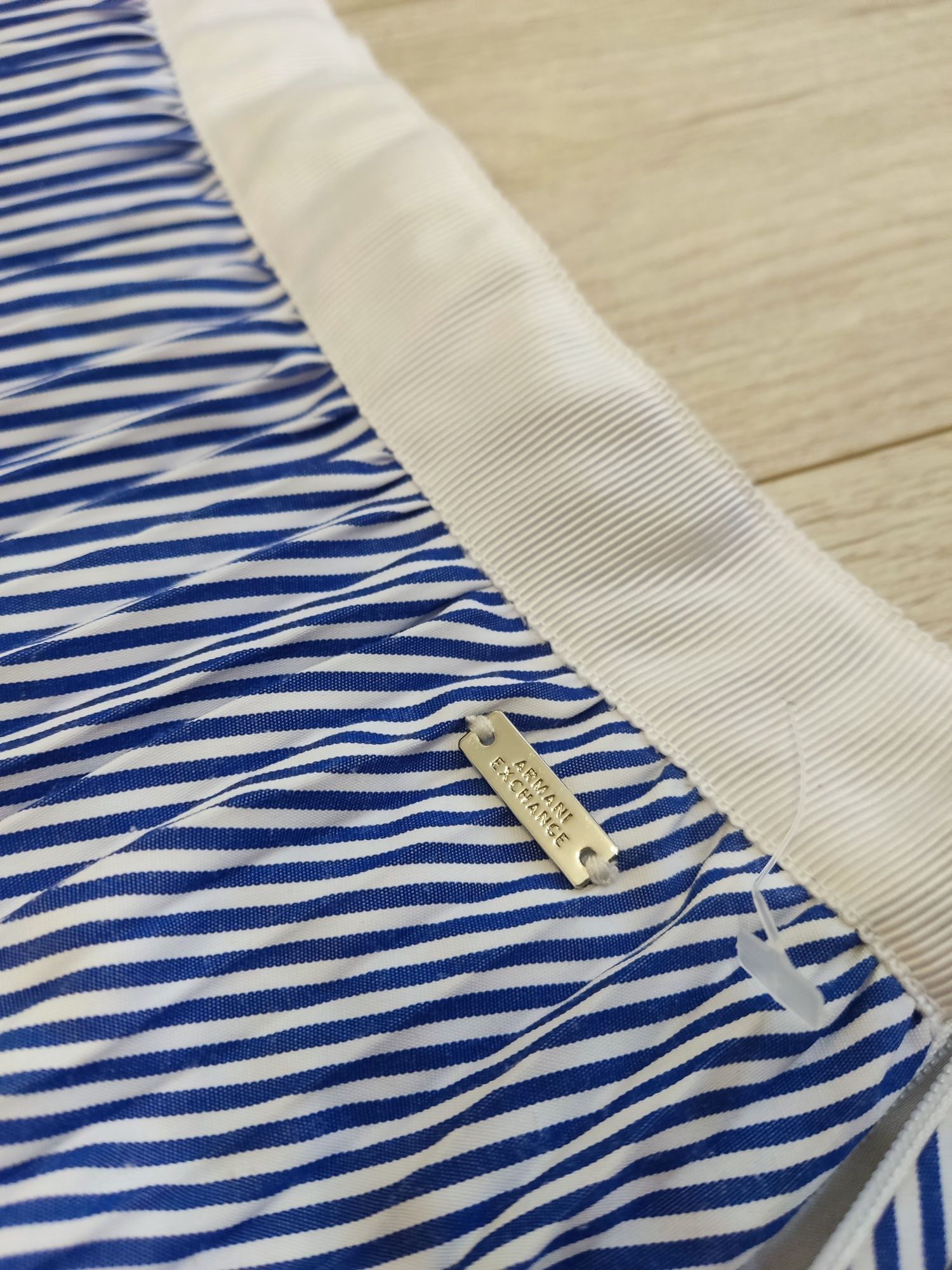 Спідниця Armani Exchange Xs оригінал