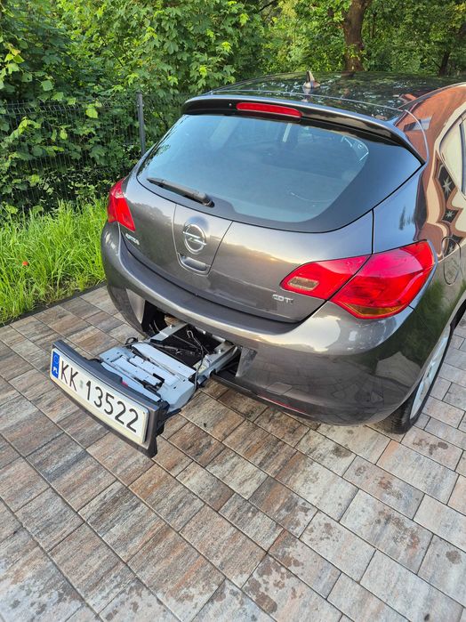 OPEL Astra J / 1.7 cdti / hatchback / bagażnik na rowery!