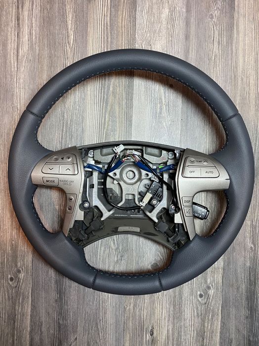 Перетяжка руля шкірою та  каучуковым материалом