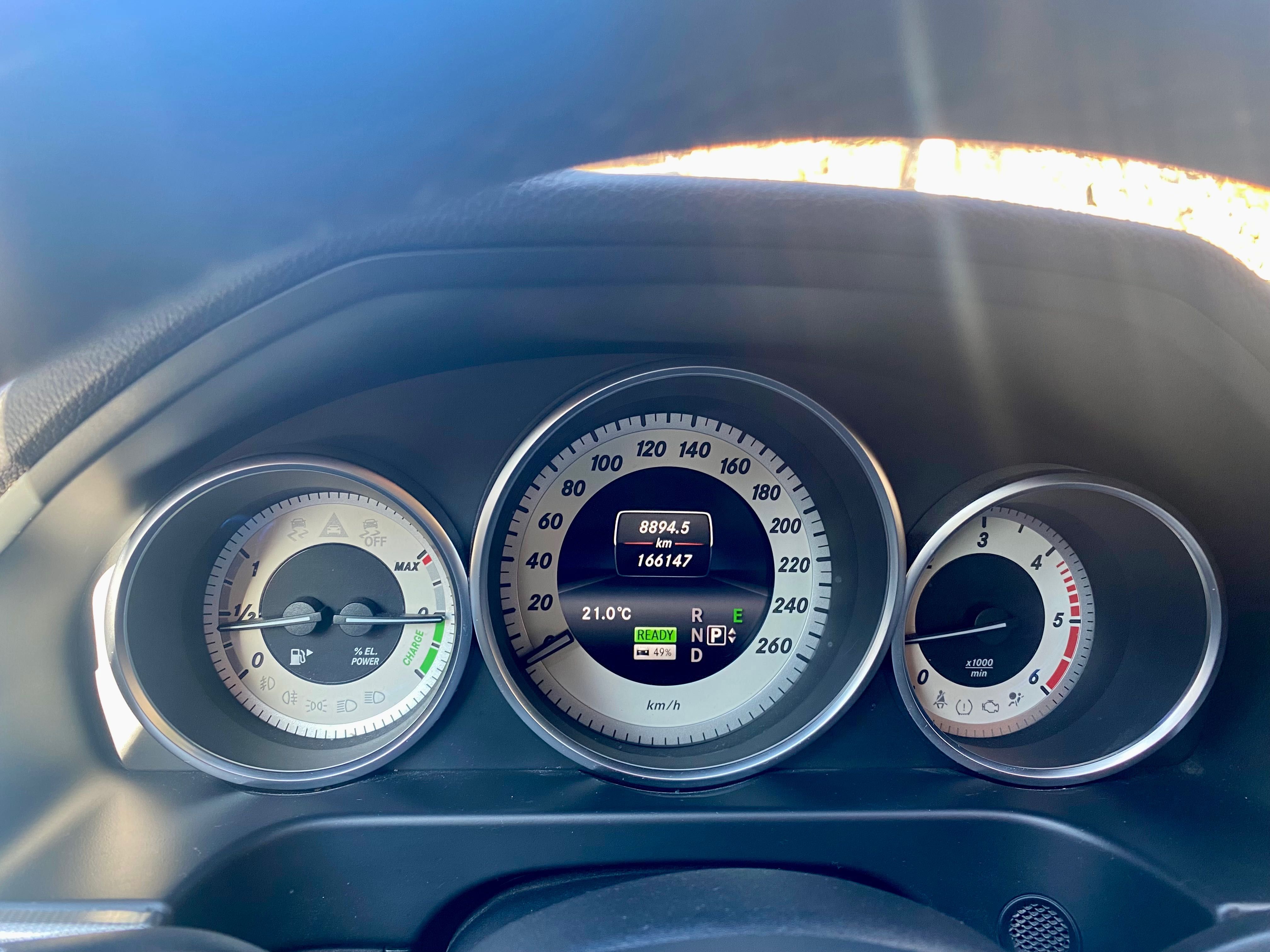 Mercedes E 300 BlueTec HYBRID