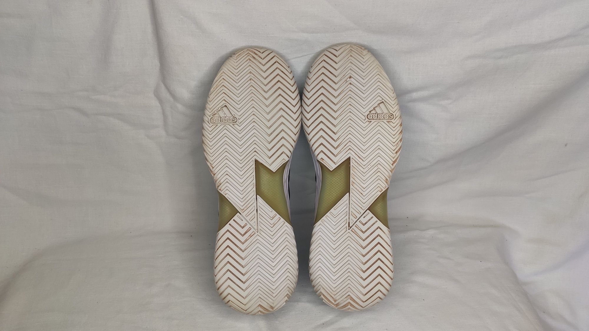 Кросівки Adidas Ubersonic.Розмір 42.5