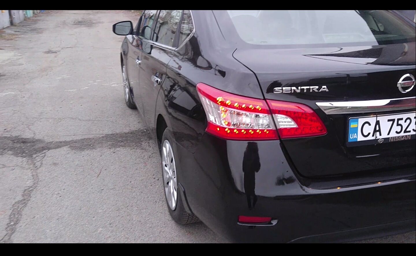 Nissan Sentra 2015.8 подушек безопасности.Видео YouTube.Газ возможен.