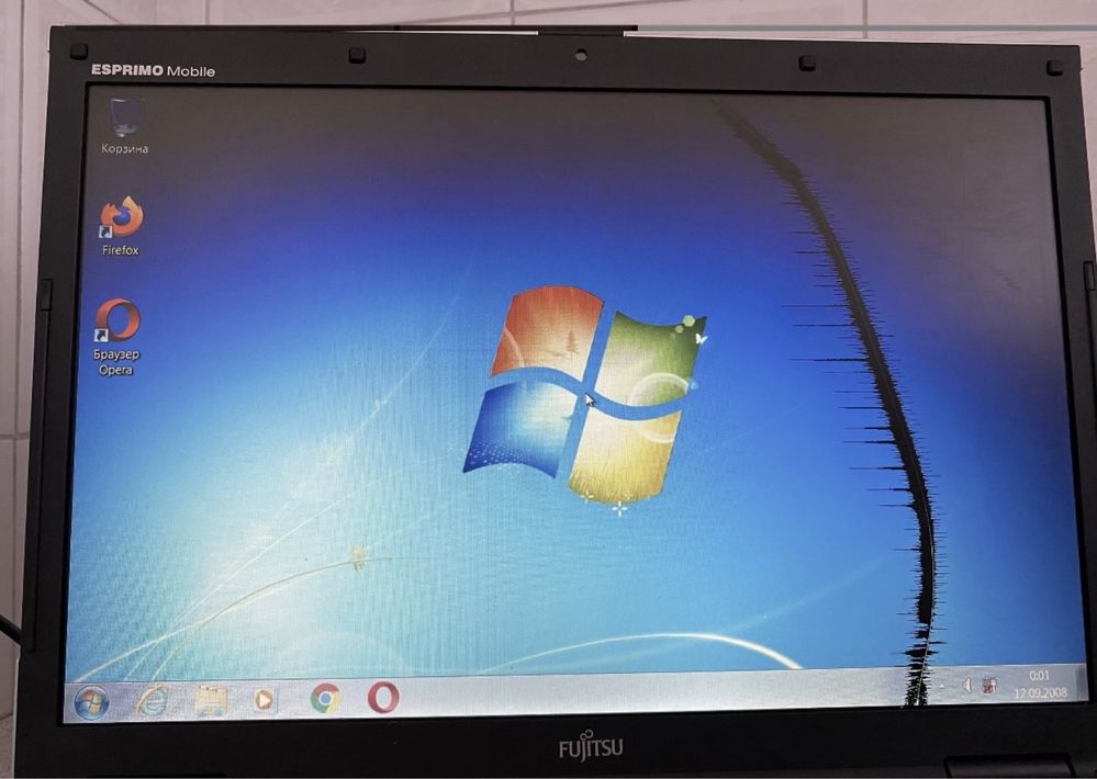 Ноутбук Fujitsu esprimo mobile v6555 (требует ремонта)