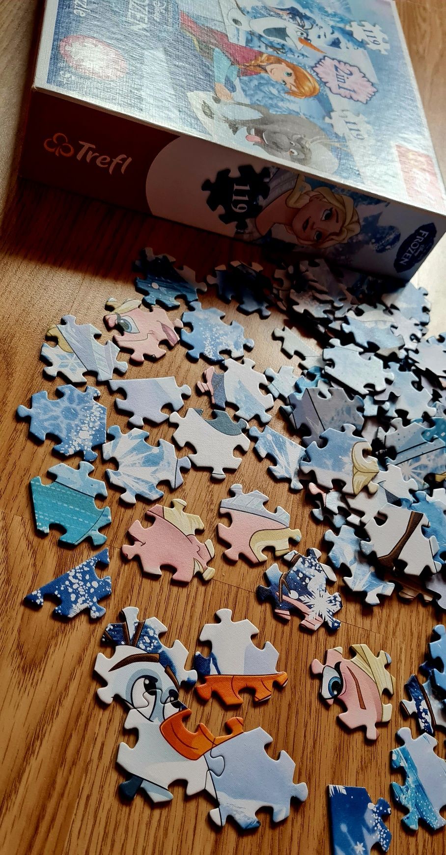 Trefl puzzle gwiazdki 2x119 elementów Frozen Kraina Lodu
