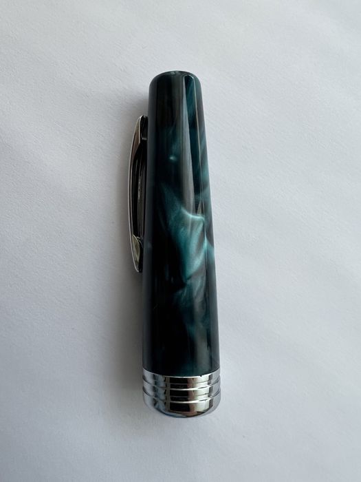 Caneta de tinta permanente