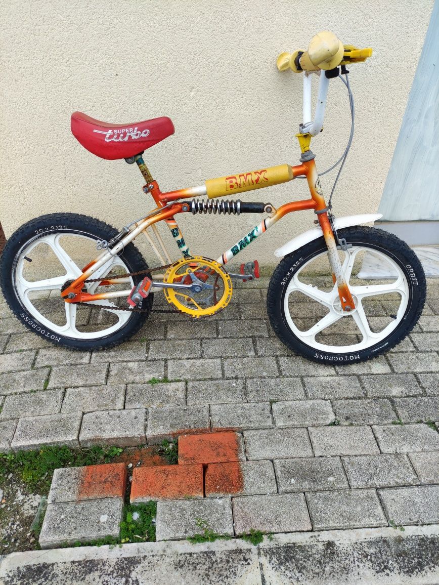 Vendo BMX, restaurada.