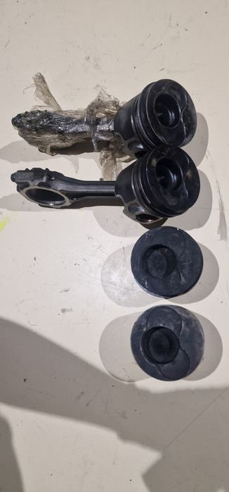 Pistões pd arl 150 (originais)