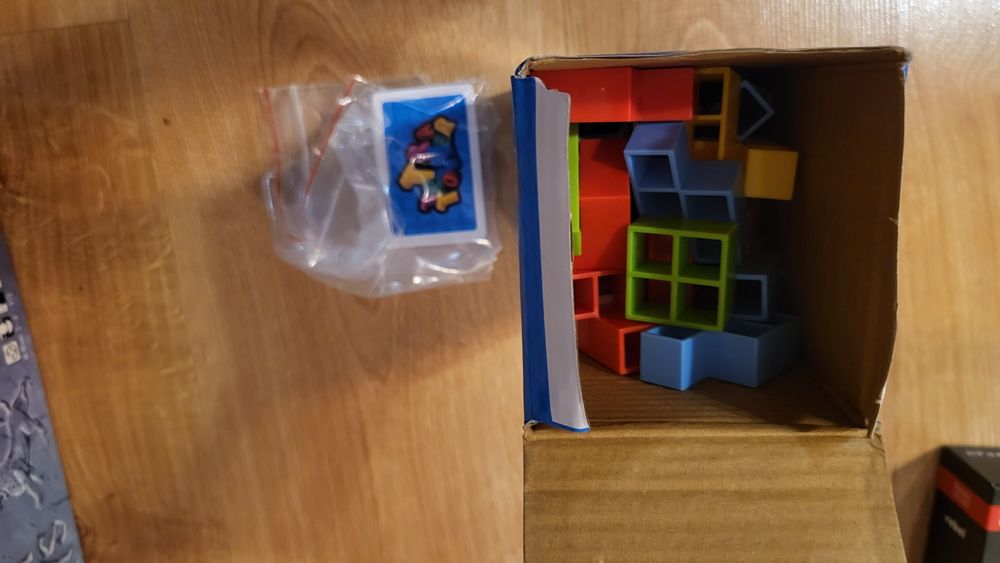 Teatra tower, gra zręcznościowa, logiczna