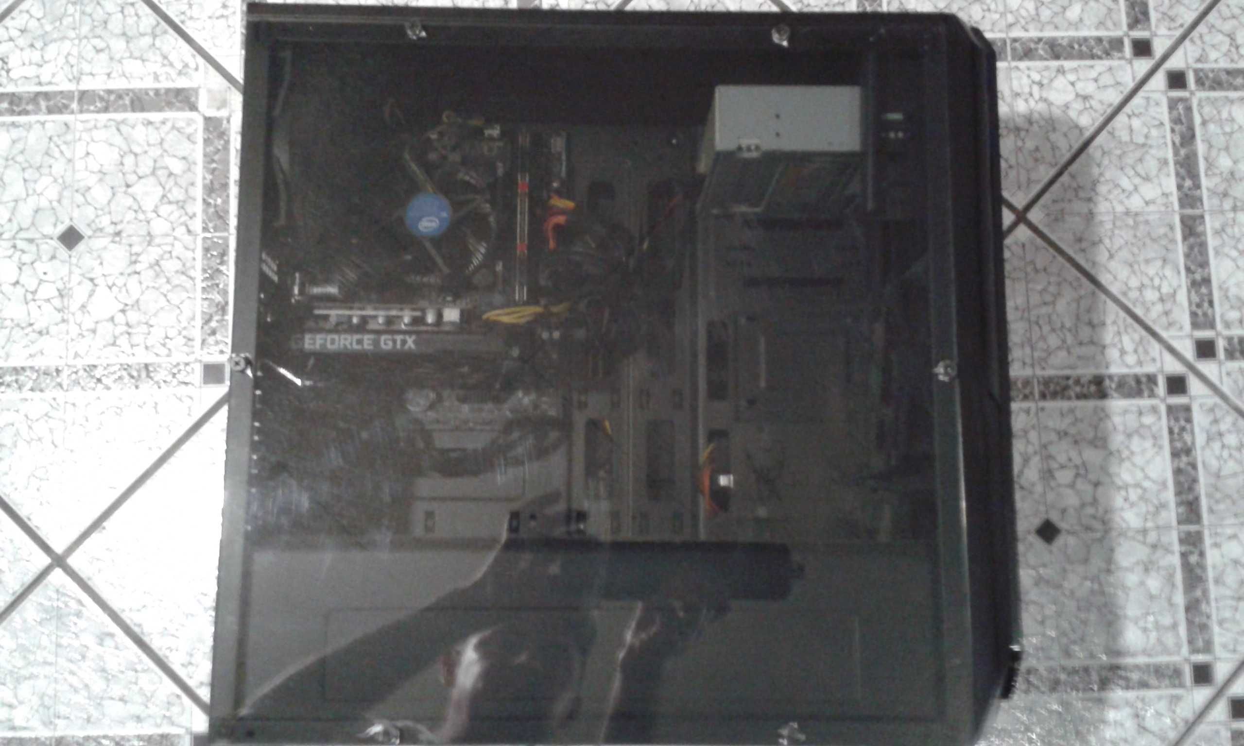 Komputer stacjonarny  PC gamingowy