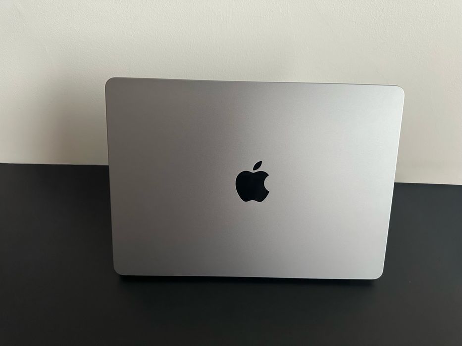 [GARANTIA 2 ANOS]  MacBook Air 13" M3 - 8 GB RAM - 256 GB SSD