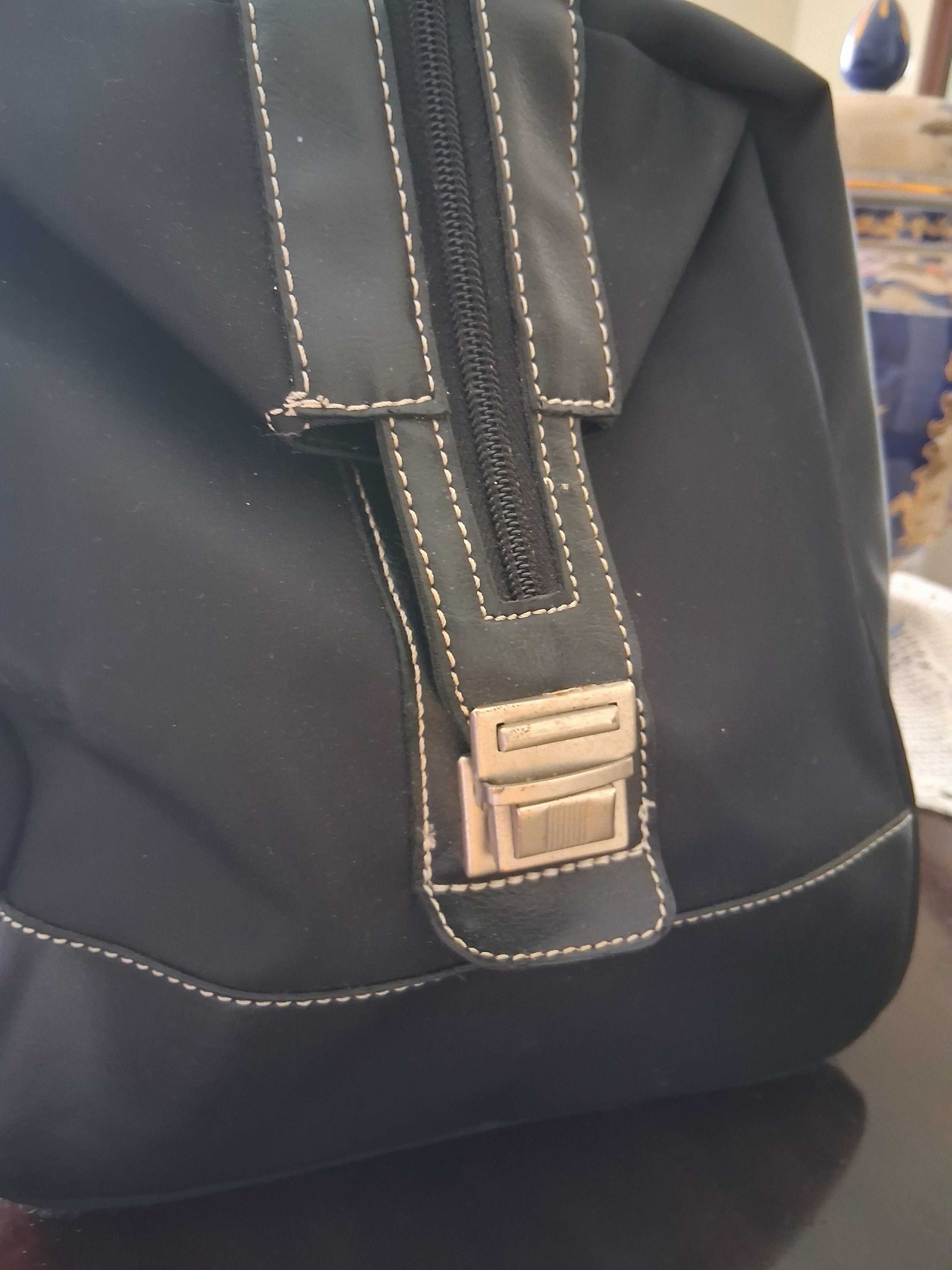 2 malas viagem Lauder e Aramis men 150