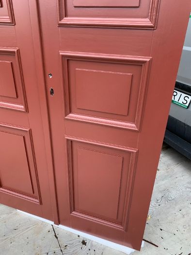 Drzwi drewniane dwuskrzydłowe białe Retro listewka