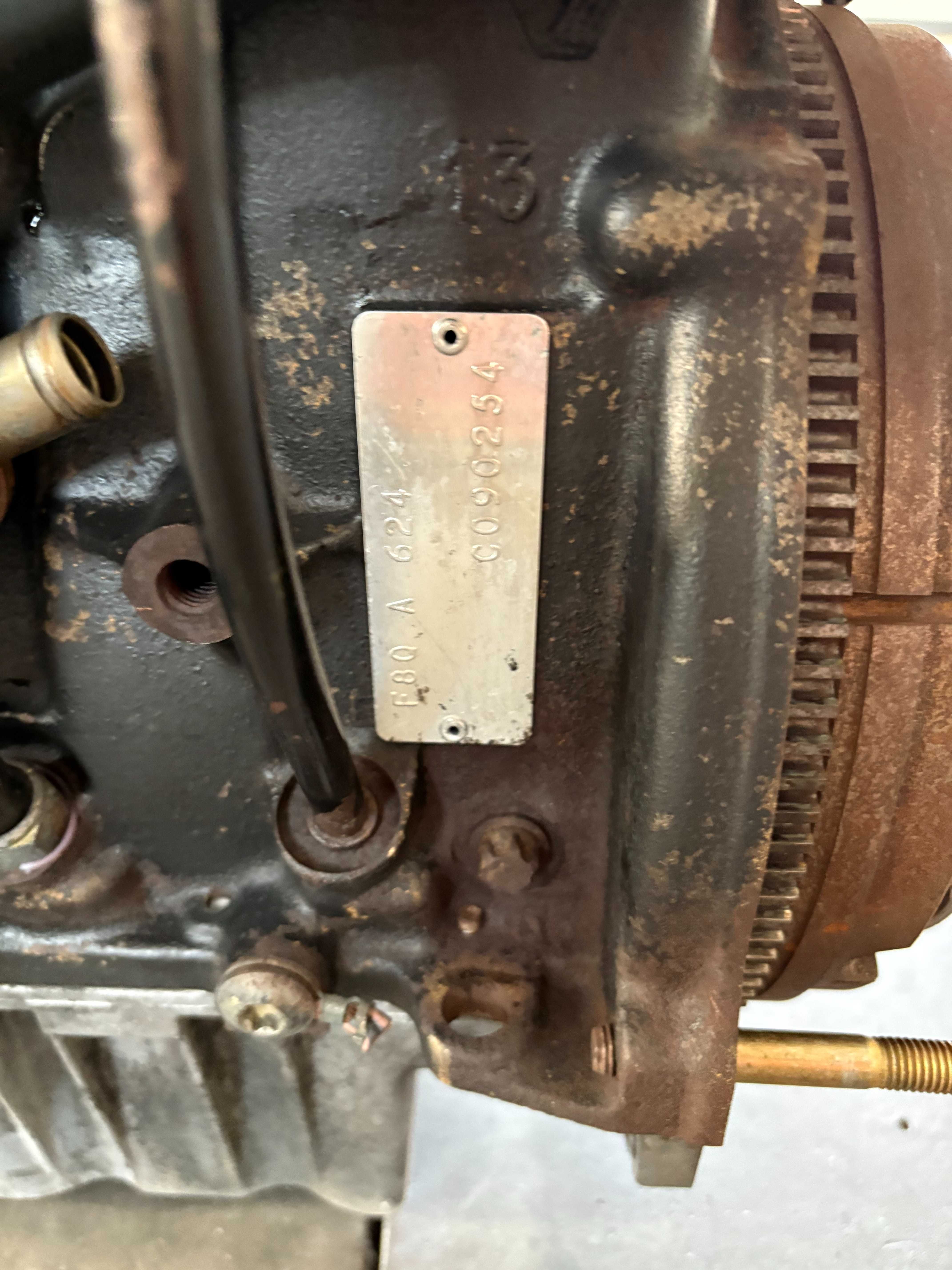 Motor Renault 1.9D Ref: F8Q 624 (Carter Alumínio)