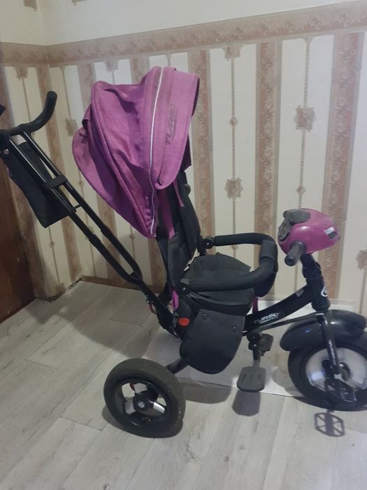 Велосипед коляска с родительской ручкой музыкальный