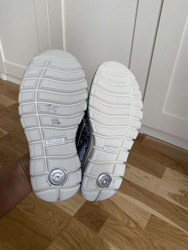 Buty sportowe Primigi r. 28 grafitti