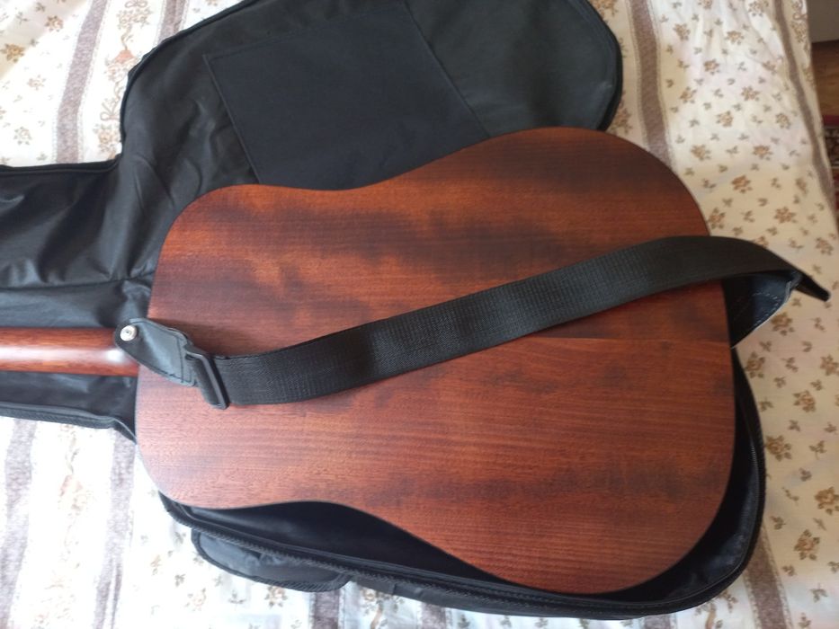 Акустична гітара CORT