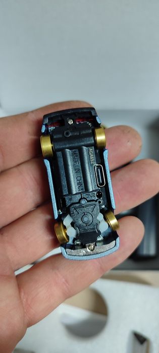 мініатюрний радіокерований дрифт-кар Turbo Racing масштабу 1:76