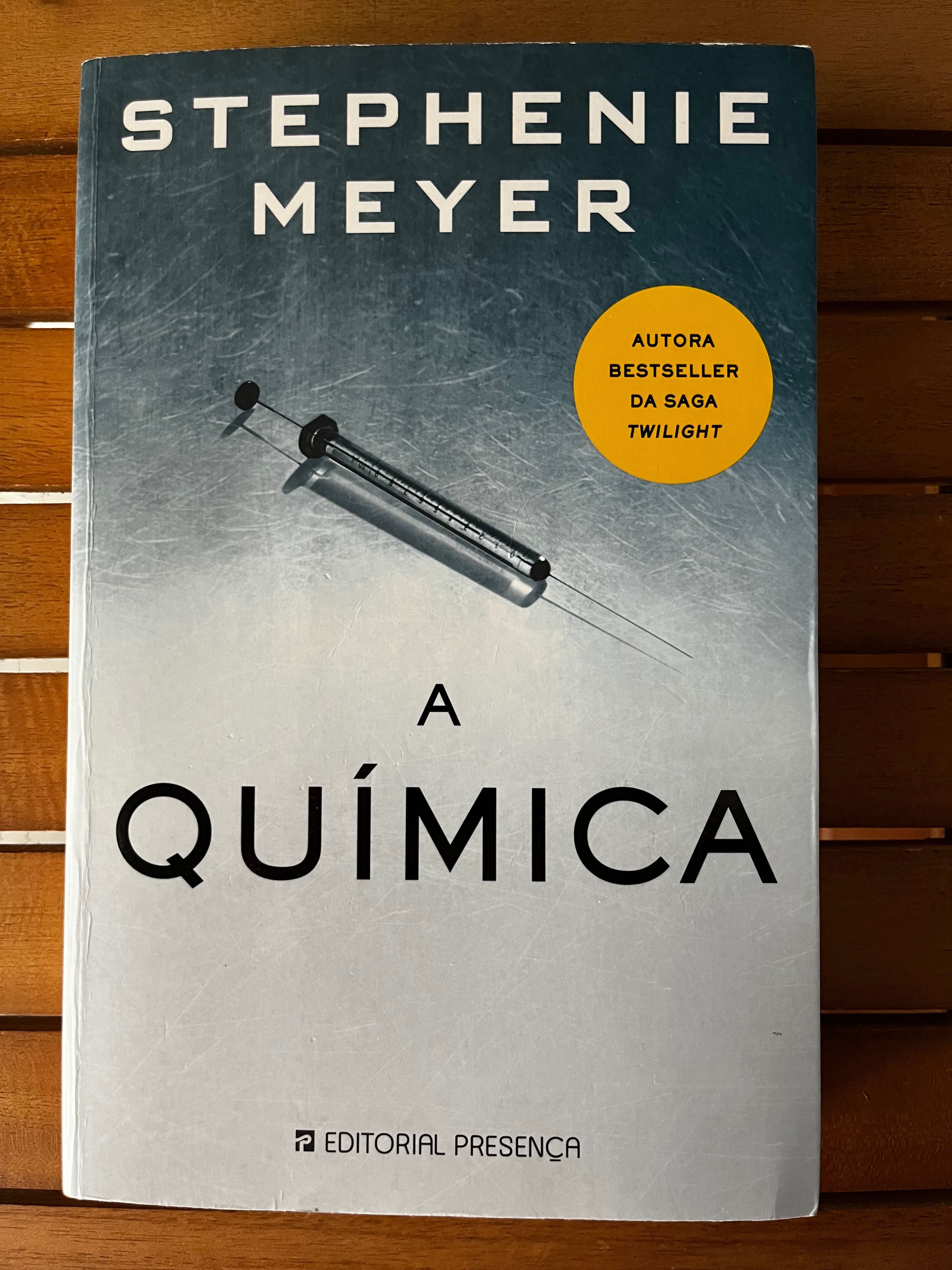 Livro "A Quimica" de Stephenie Meyer