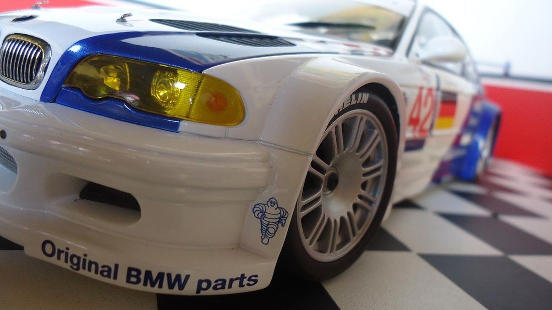 BMW M3 E46 Gtr 1/18 Minichamps