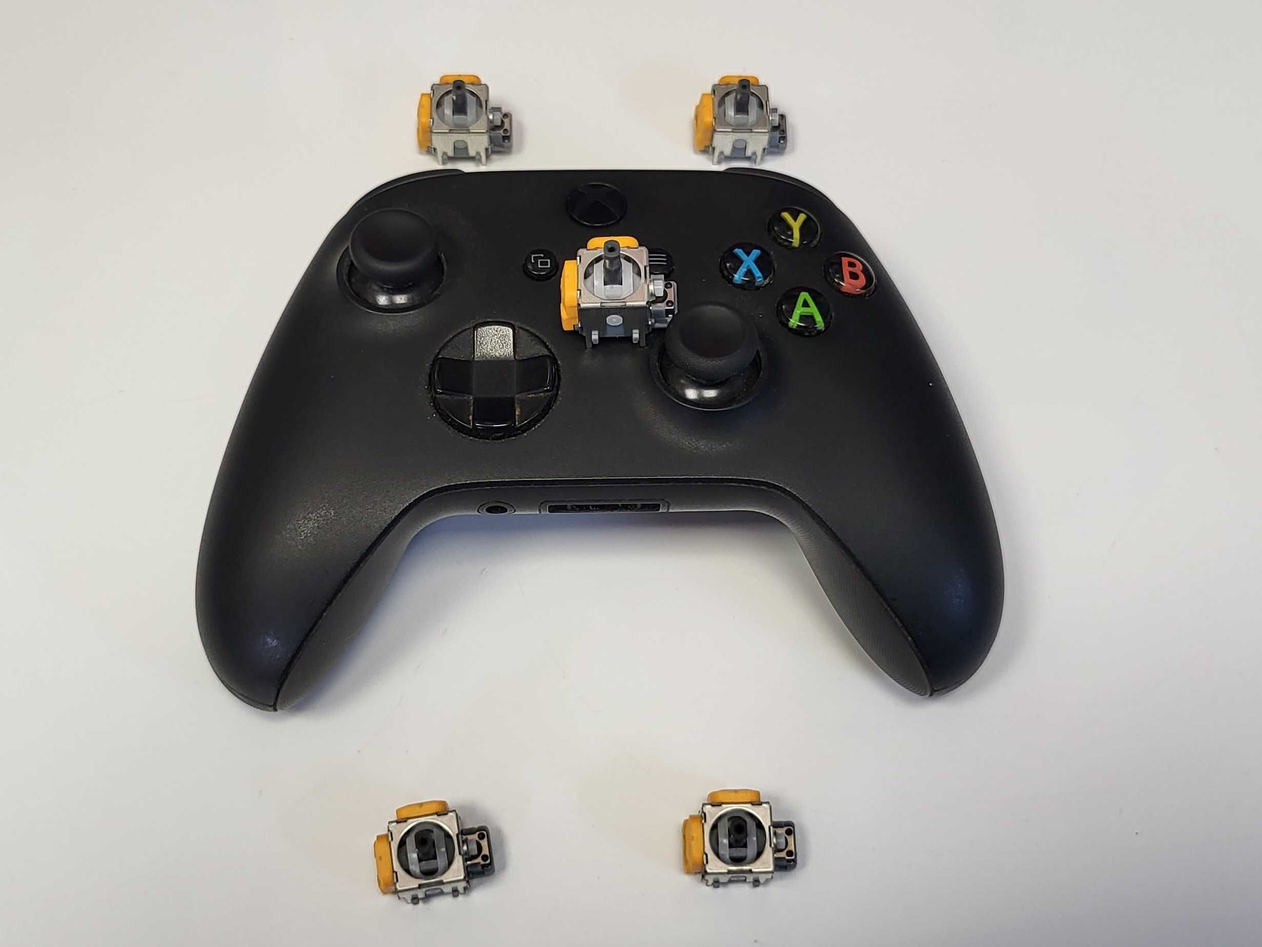 Serwis Naprawa Padów Pada PS4 PS5 XBOX Wymiana Analogów Efekt Halla