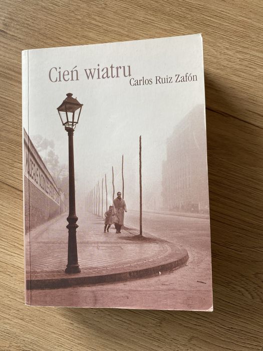 Cień wiatru - C. Ruiz Zafón
