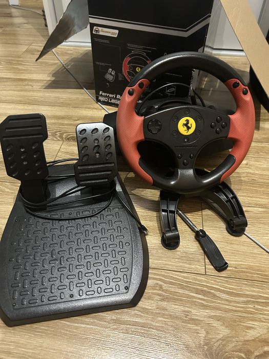 Kierwonica Thrustmaster Ferrari Red Legend Edition