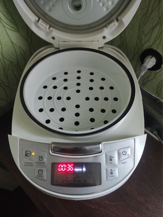 Мультиварка Redmond RMC-FM4521