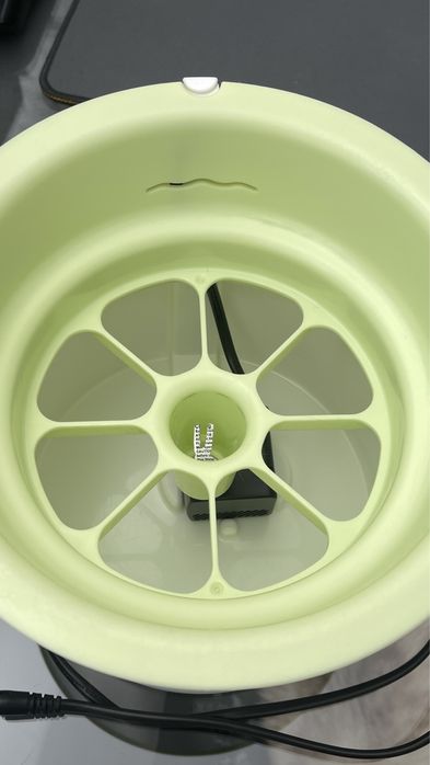 Поїлка Catit поилка для котів і невеликих собак