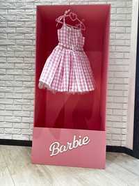 Фотозона , коробка Barbie, Барбі