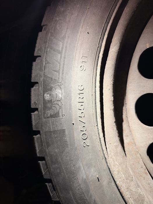 Opony zimowe Michelin 205/55 R16 91T – komplet
