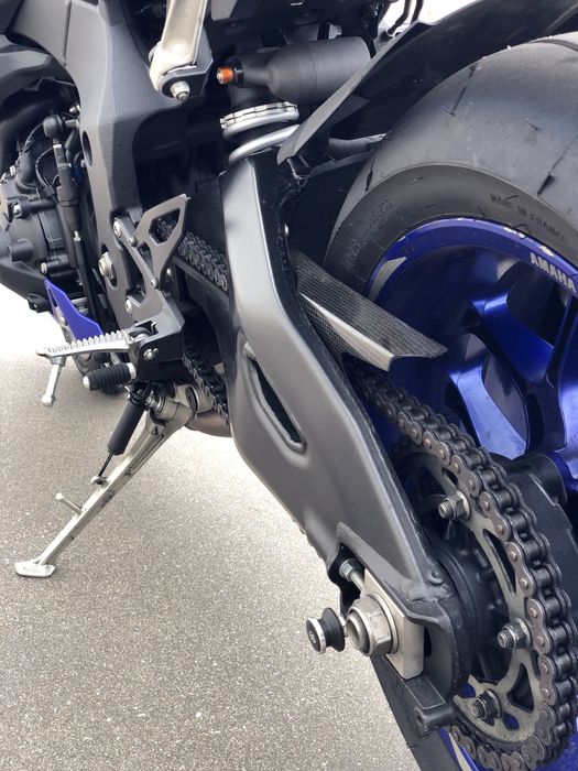 Yamaha R1 2016 poucos kms
