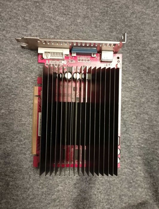 Karta graficzna PALIT GeForce 9500GT 512 MB DDR2 (128bit) – b. cicha!