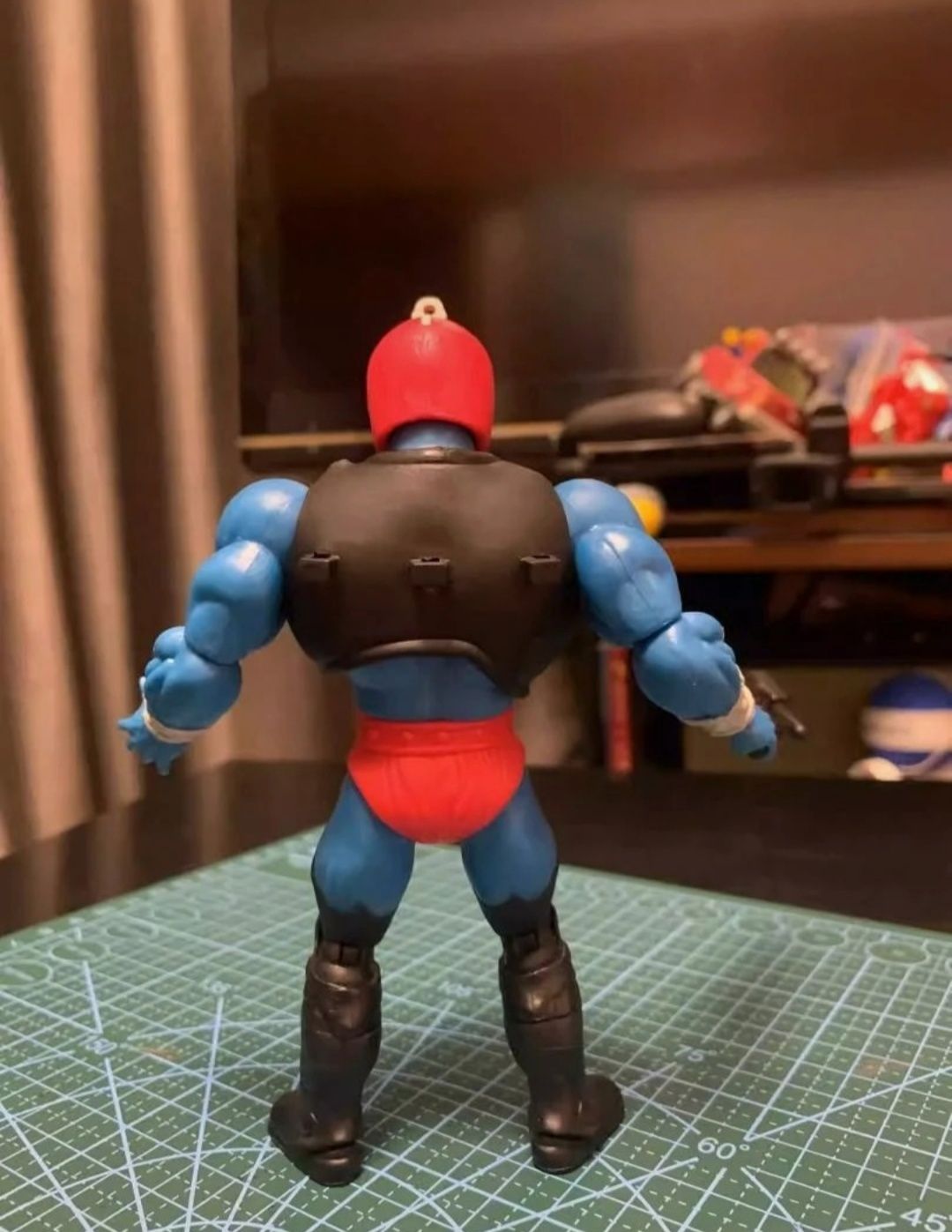 Kronis Motu Origins Mattel
