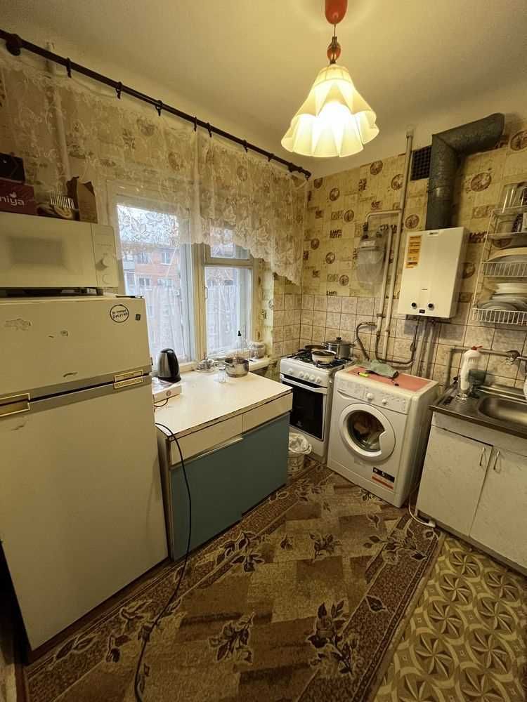 Продаж 2-кімнатної квартири. Центр. Код №15472