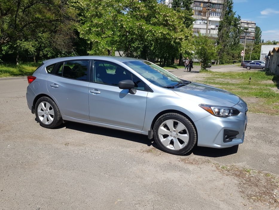 Продам subaru impreza.