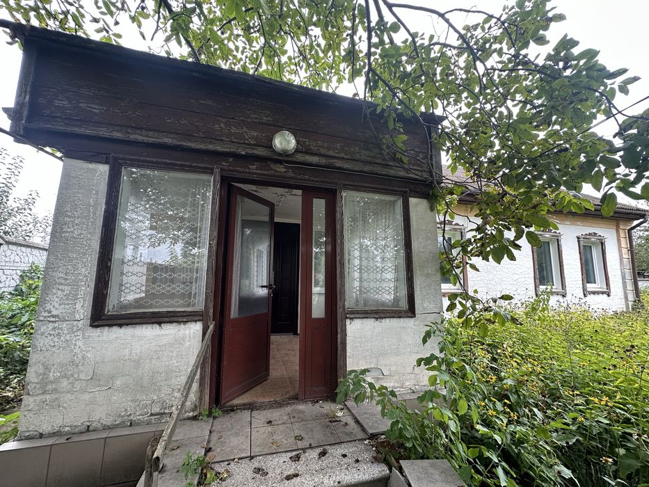 Седнів Центр будинок 80 м кв зі всіма комунікаціями 15 сот