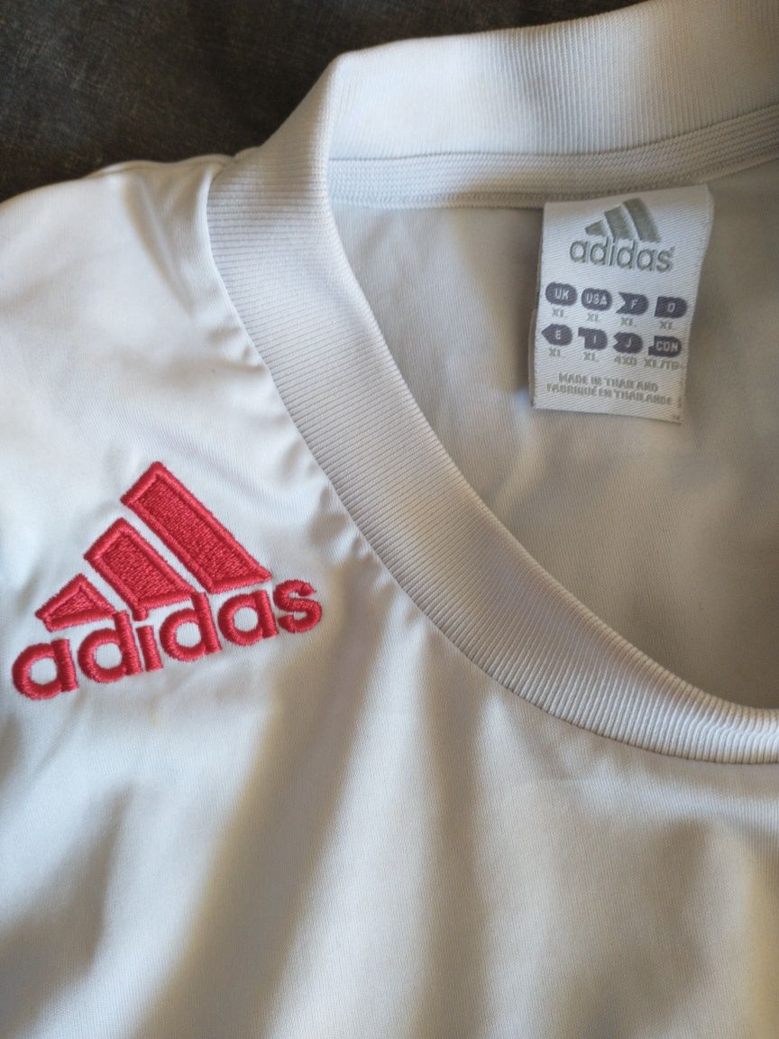 Колекція : adidas red bull. XL З автографом