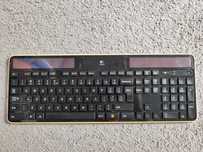 Klawiatura bezprzewodowa Logitech K750 Wireless Solarna Układ QWERTY