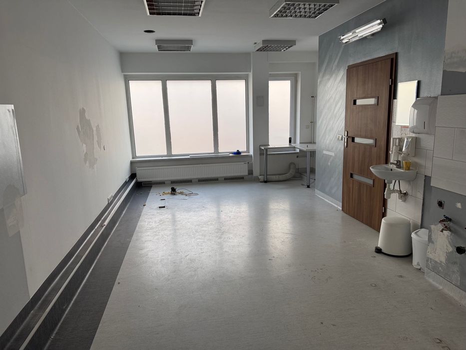 PARTER-lokal, kancelaria, sklep, biuro, gabinet dentystyczny lub lek.