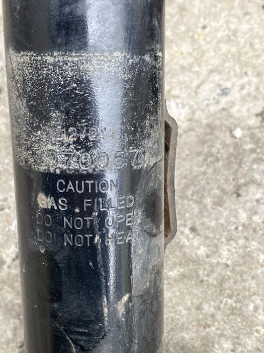 Стойка Mercedes-Benz w 203