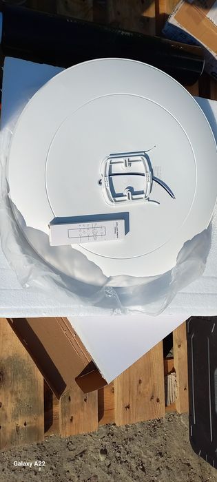 Plafon z pilotem