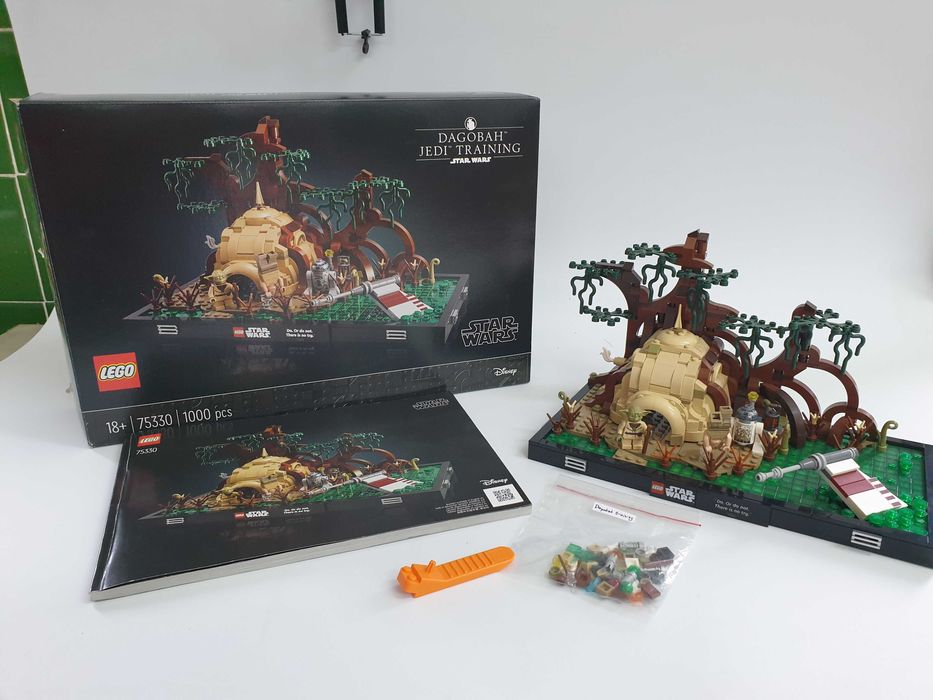 LEGO Star Wars 75330 Diorama: Szkolenie Jedi na Dagobah
