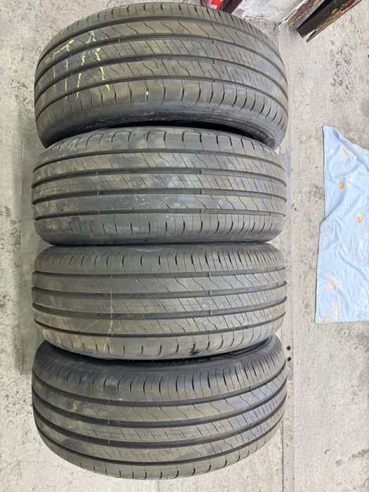 Шины, Резина Goodyear EfficientGrip 2 SUV 235/55 R19 105V