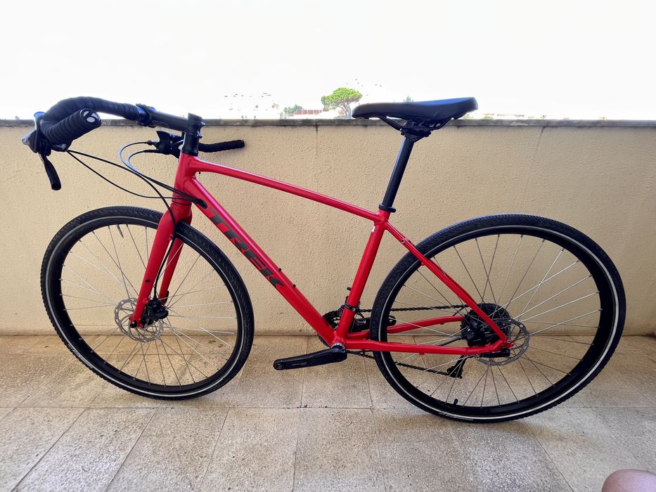 Bicicleta TREK FX 2 DISC 2022 [M]