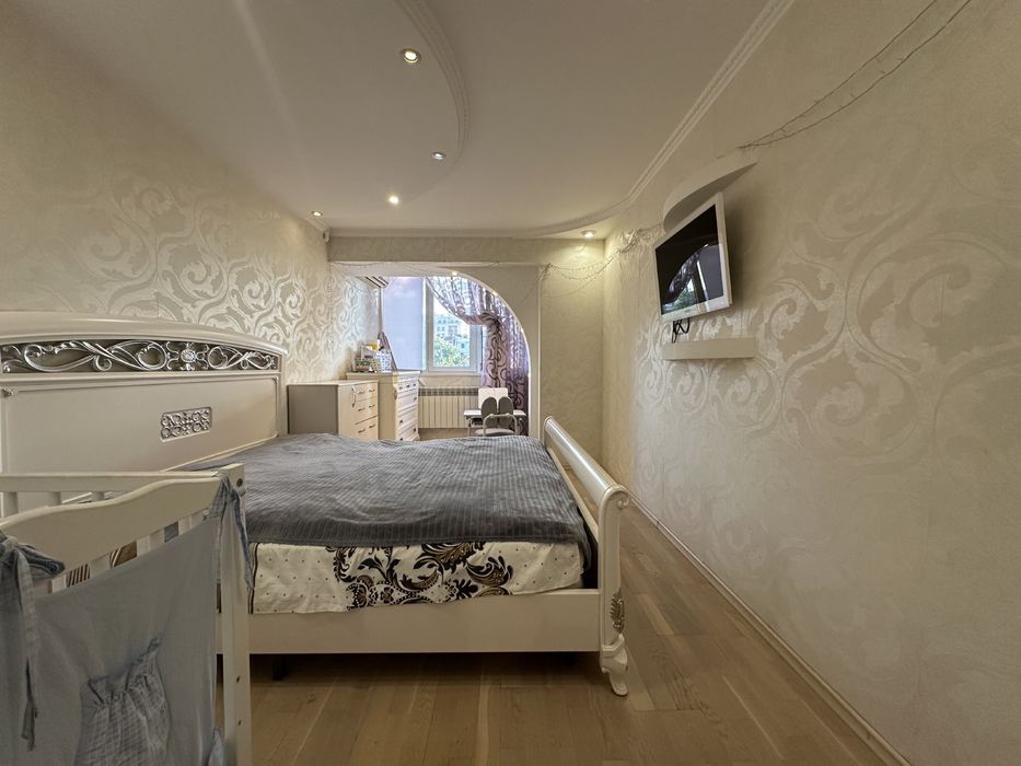 2 комнаты+кухня 10 м Газ Парк Шевченко Центр Кирпичный Спецпроект